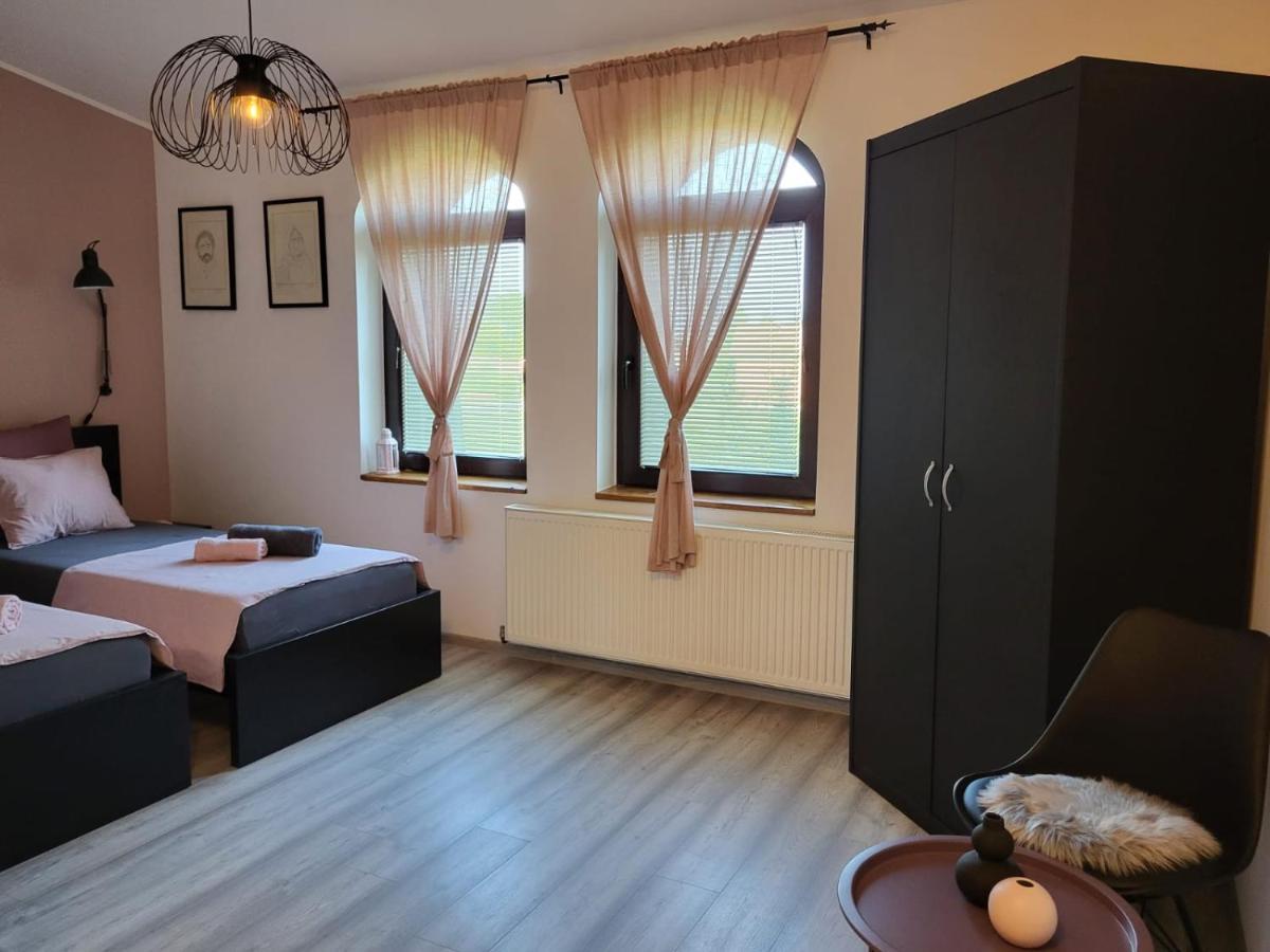 Апартаменты Sobe Pilajevo 2, 183 Ulica Stjepana Radica, Gola Экстерьер фото